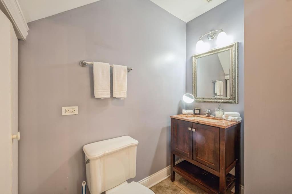 Lovely 2 Bed 3 Miles From Dt W Free Parking 시카고 외부 사진