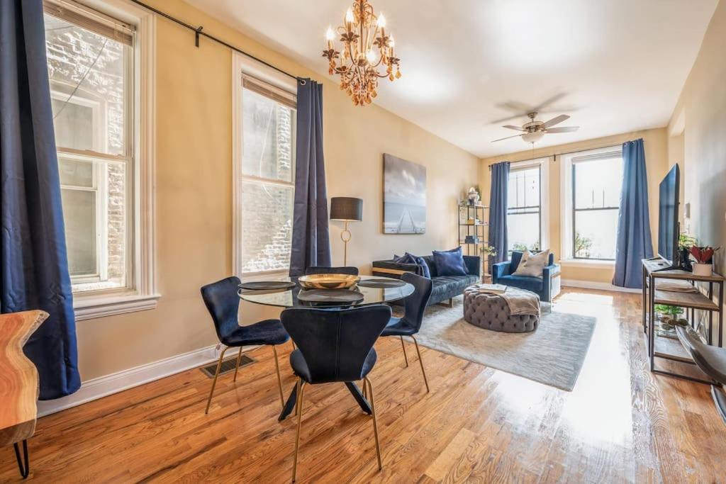 Lovely 2 Bed 3 Miles From Dt W Free Parking 시카고 외부 사진