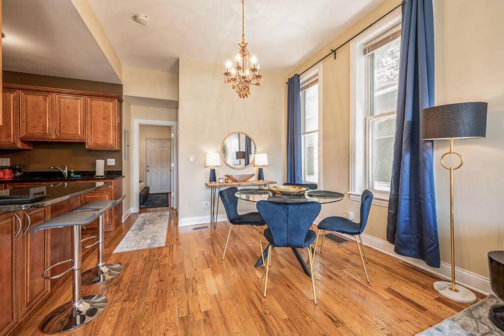 Lovely 2 Bed 3 Miles From Dt W Free Parking 시카고 외부 사진